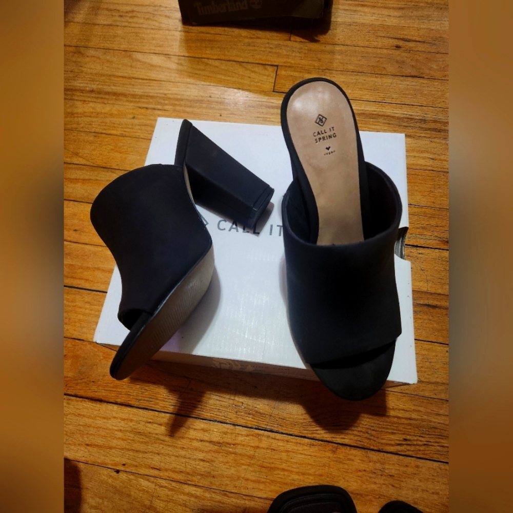 Call it spring size 8.5 sandals hight heels.